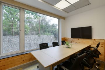 Iksana Workspaces meeting rooms in Govind Vihar, Dehradun