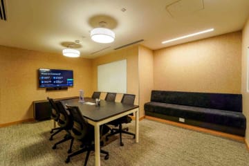 WeWork meeting rooms in Porur, Chennai