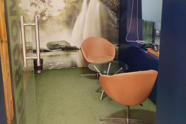 alt.f coworking - 2 Seater