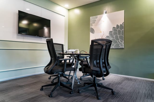 Smartworks - 4 Seater
