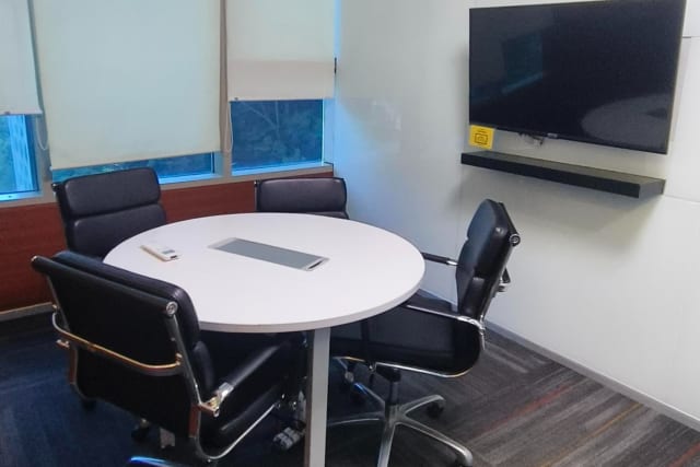 Smartworks - 4 Seater