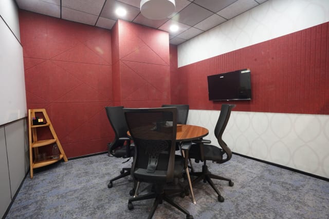 Smartworks - 4 Seater