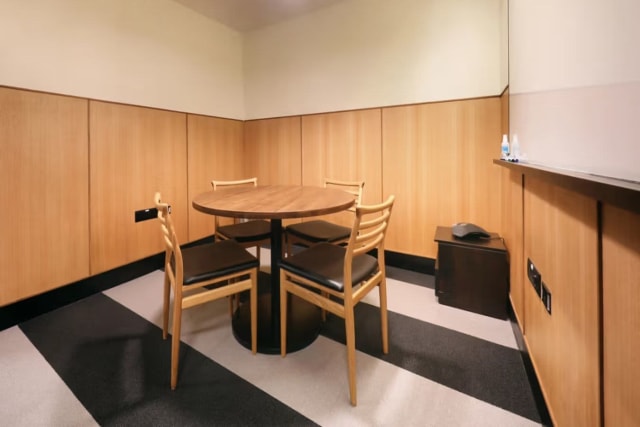 WeWork - 4 Seater