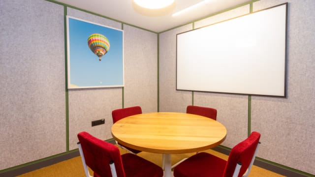 WeWork board rooms in Thane West, Mumbai