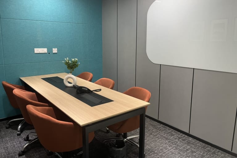 Ofis Square meeting rooms in Sector 3, Noida