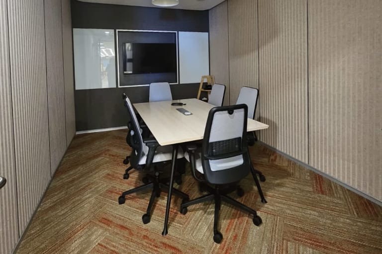 Smartworks meeting rooms in Baner, Pune
