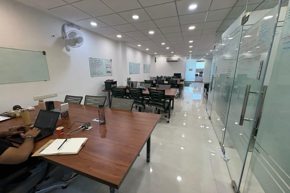 Meeting and office space at Green Park partner location
