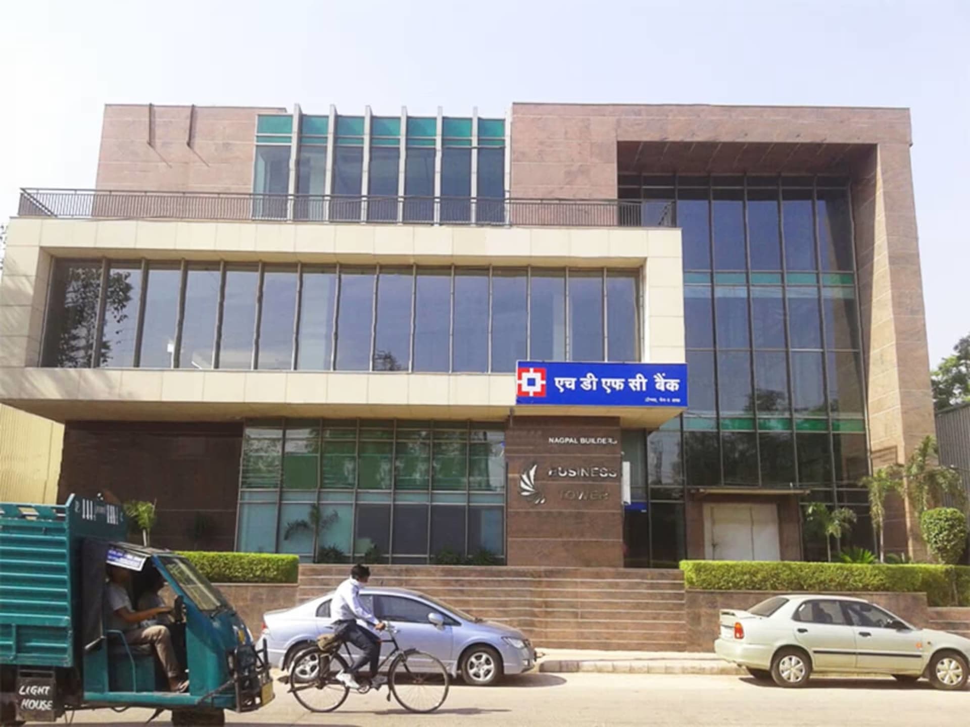 A-91 Business Tower private space in Okhla Phase II, Delhi