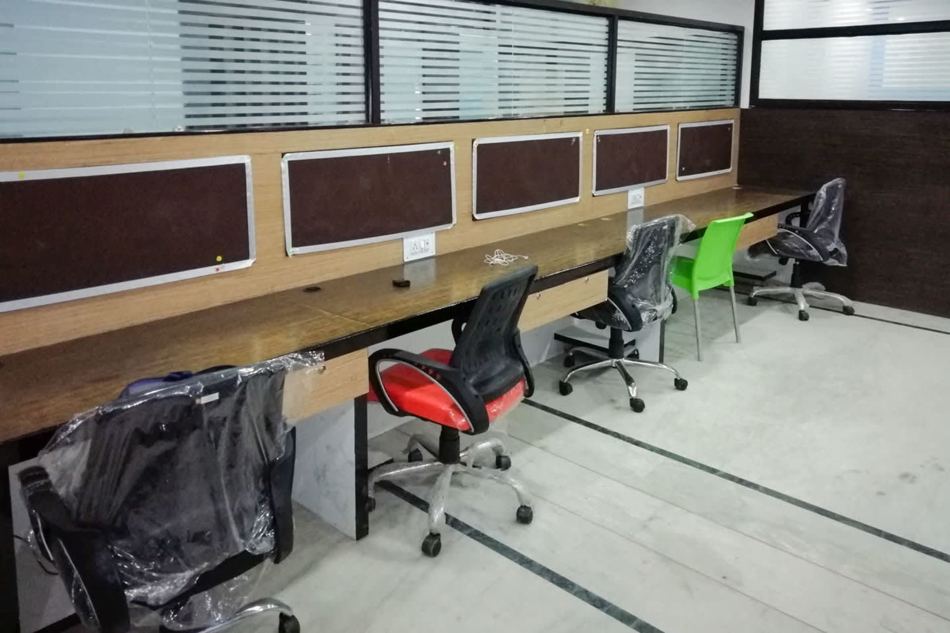 Aarna Coworking & Business Hub undefined