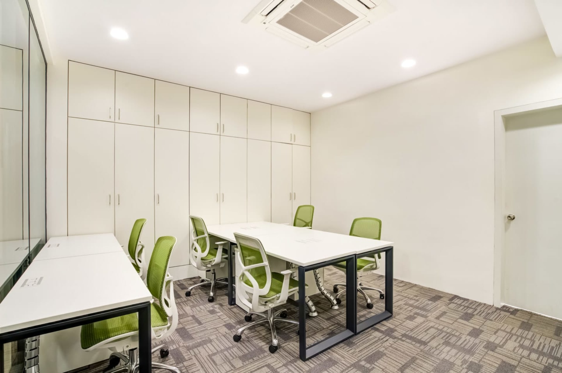 Akasa Coworking PS Srijan Corporate Park