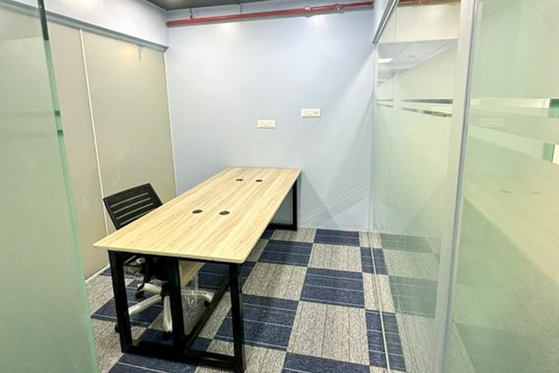  Gera Imperium Alpha day pass in Kharadi