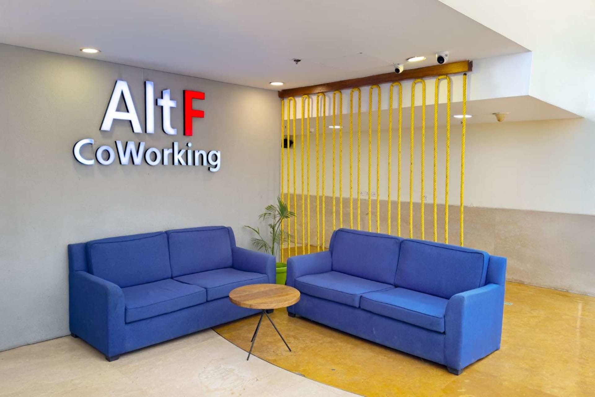 alt.f Coworking - day pass