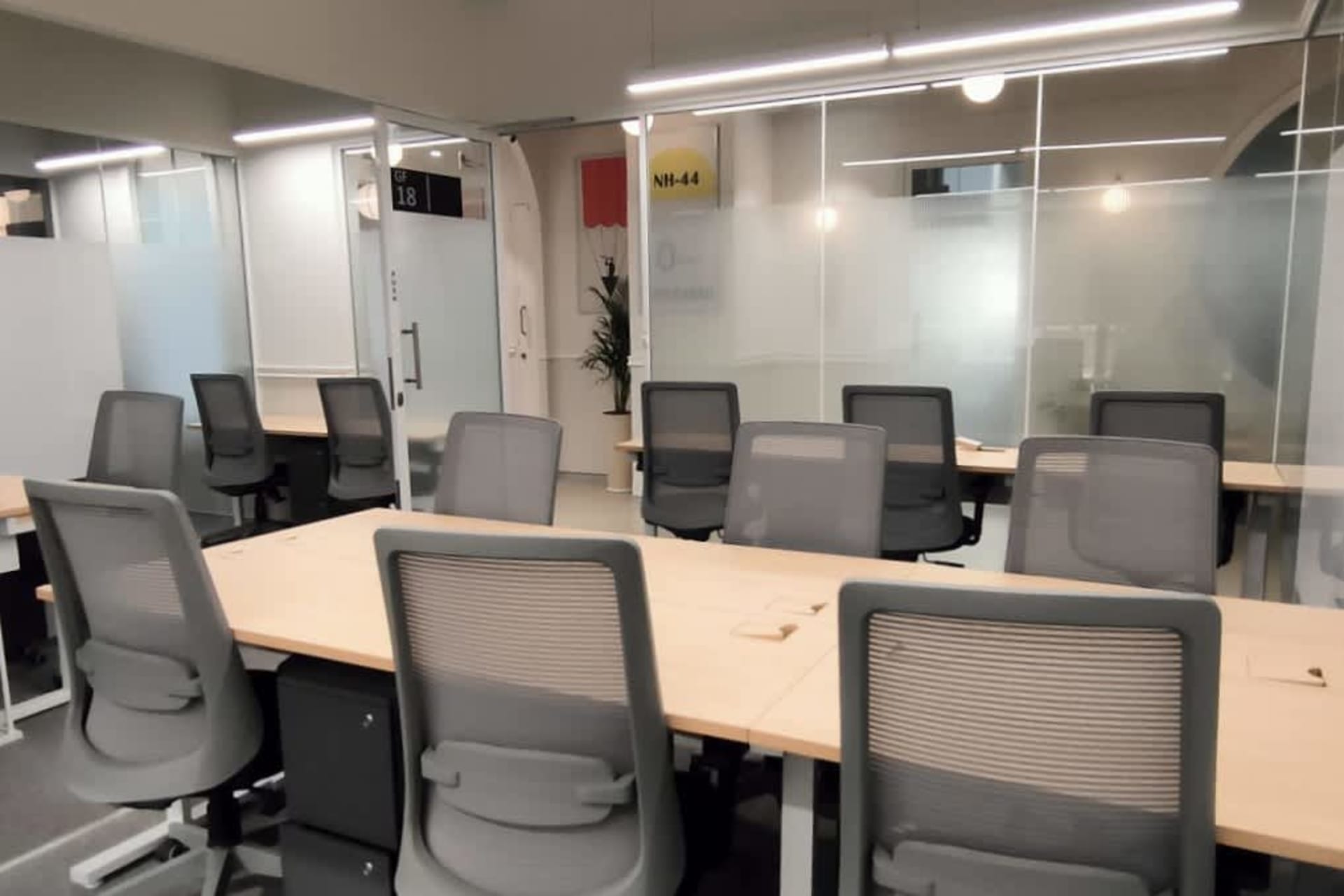 alt.f Coworking - day pass