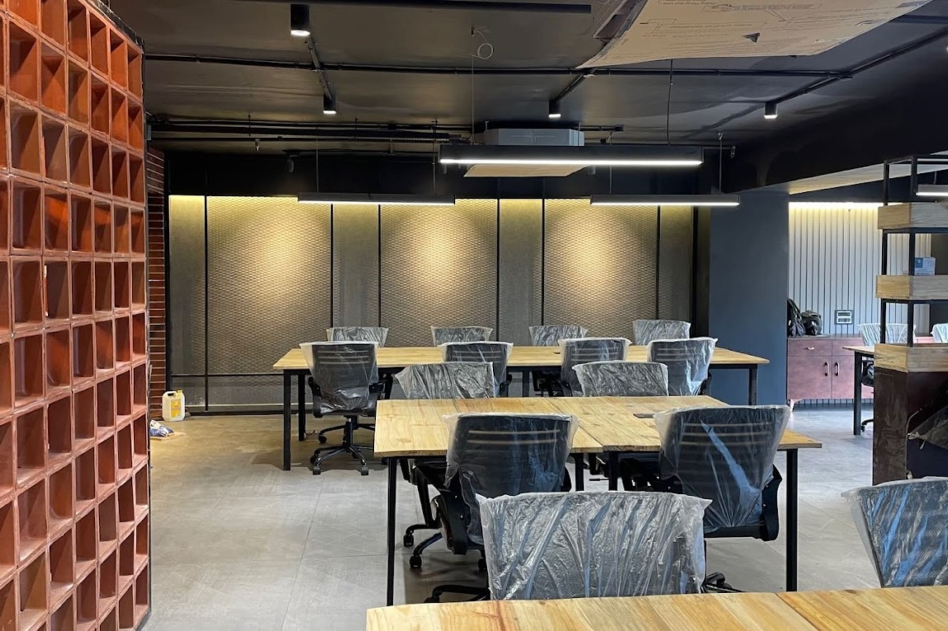 Asterisk Co-working undefined