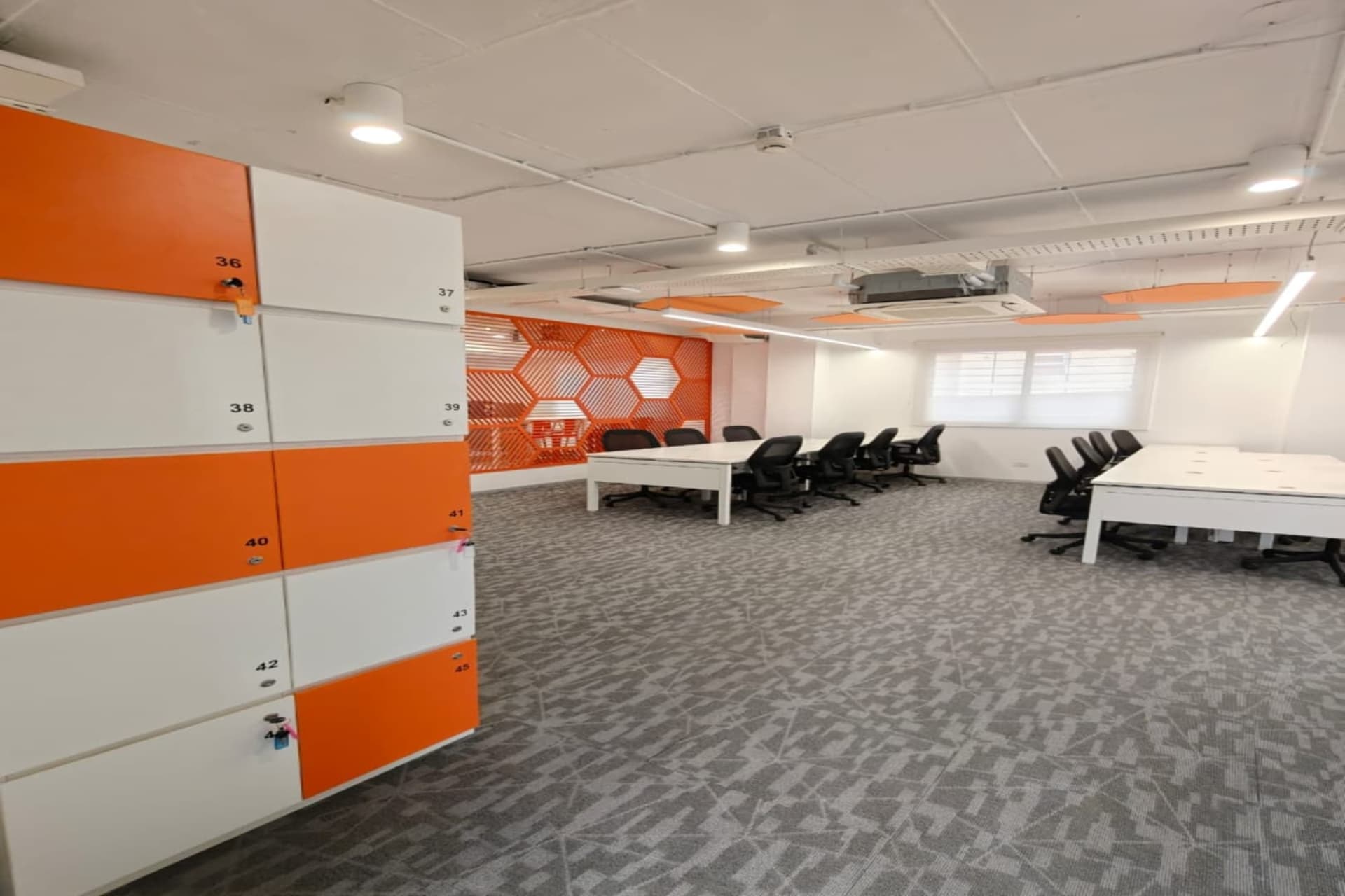 At Ease - coworking space