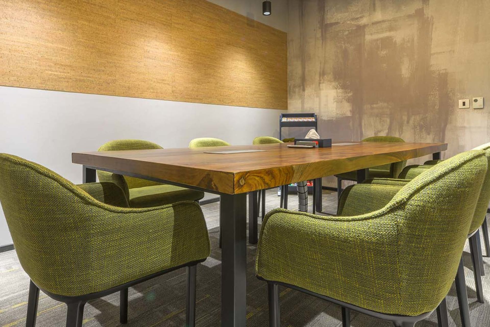 awfis meeting rooms in Bandra East, Mumbai