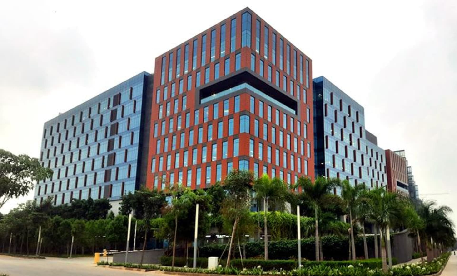 Bagmane Capital - Luxor - South Tower private space in Outer Ring Road, Bangalore