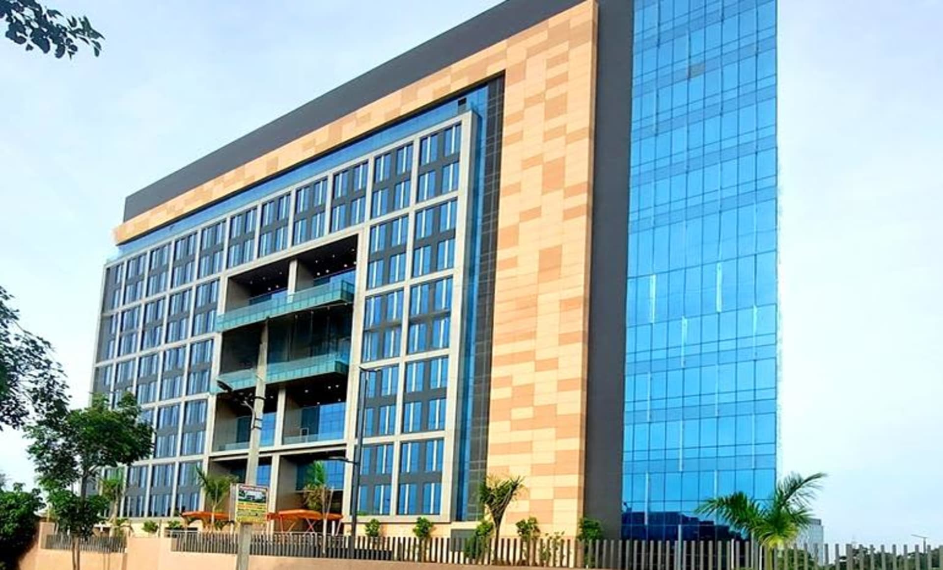 Bagmane World Technology Centre - Garnet private space in Outer Ring Road, Bangalore