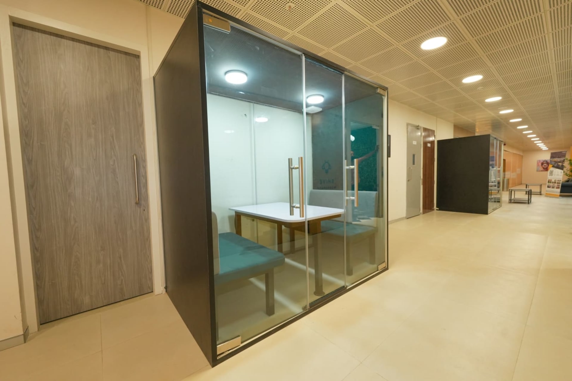 BHIVE - Platinum Plus Inspire BKC - Adani - managed office in Bandra Kurla Complex, Mumbai
