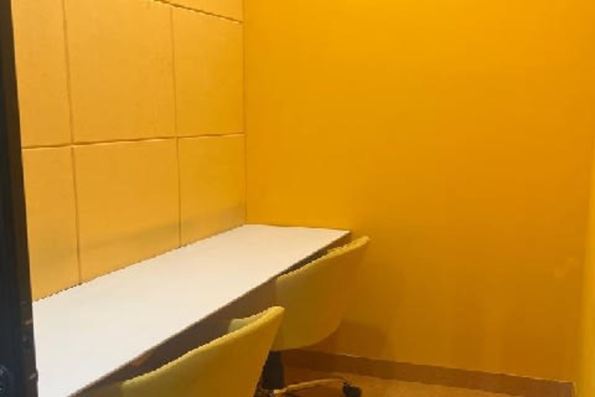 BizX Workspaces - coworking space