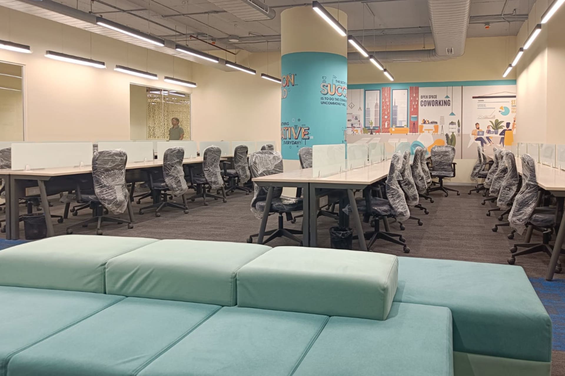 Bizzhub - coworking space