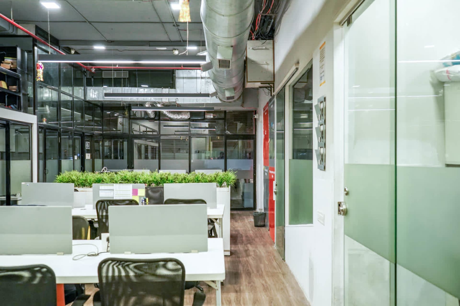 Western Edge II day pass in Borivali