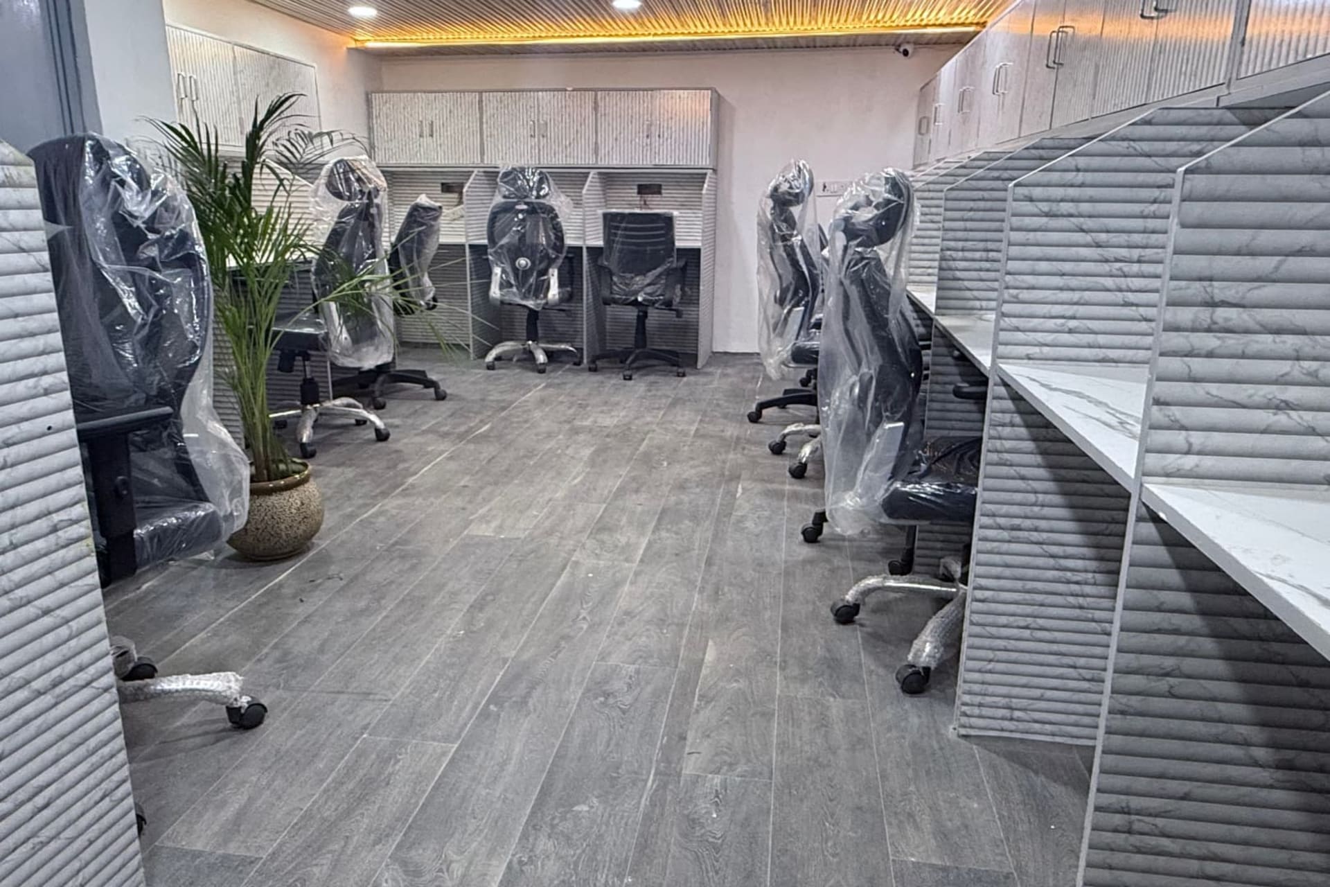 BrightVibes Coworking undefined