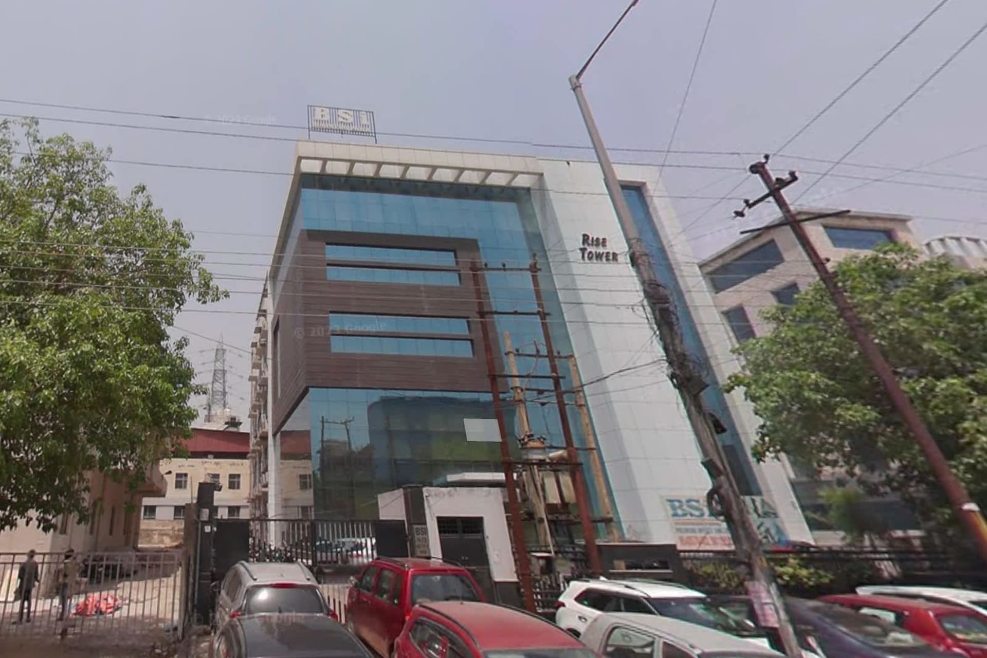 BSI Business Park, Plot No. H-15 - office leasing