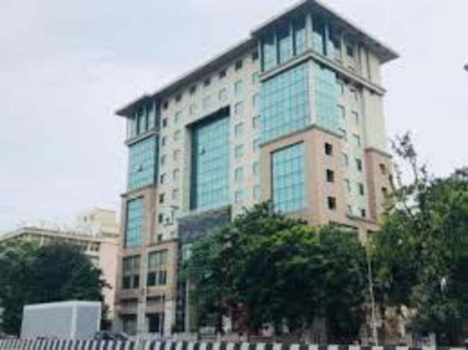 Capitale Tower private space in CBD Chennai, Chennai