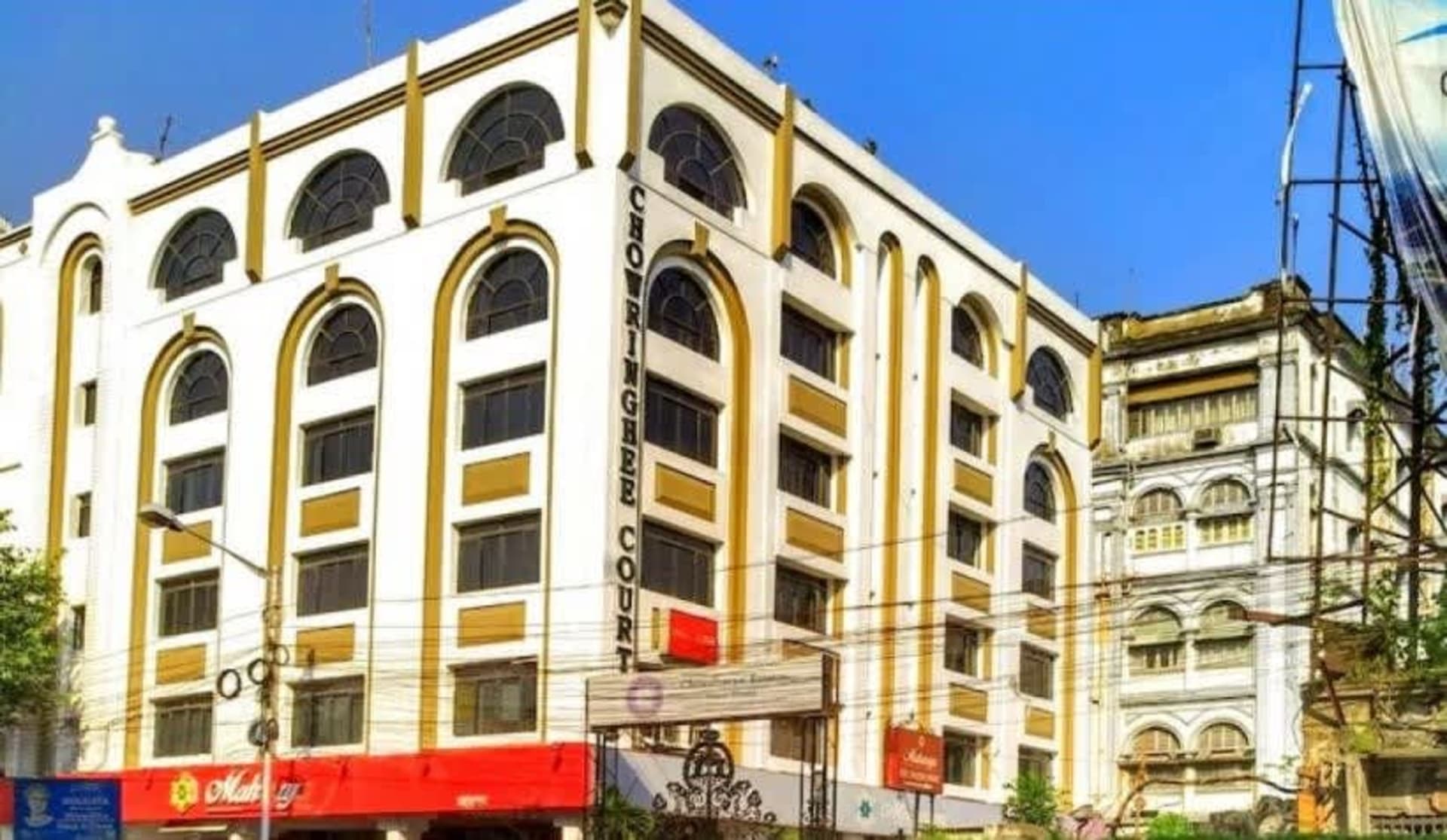 Chowringhee Court private space in Elgin, Kolkata