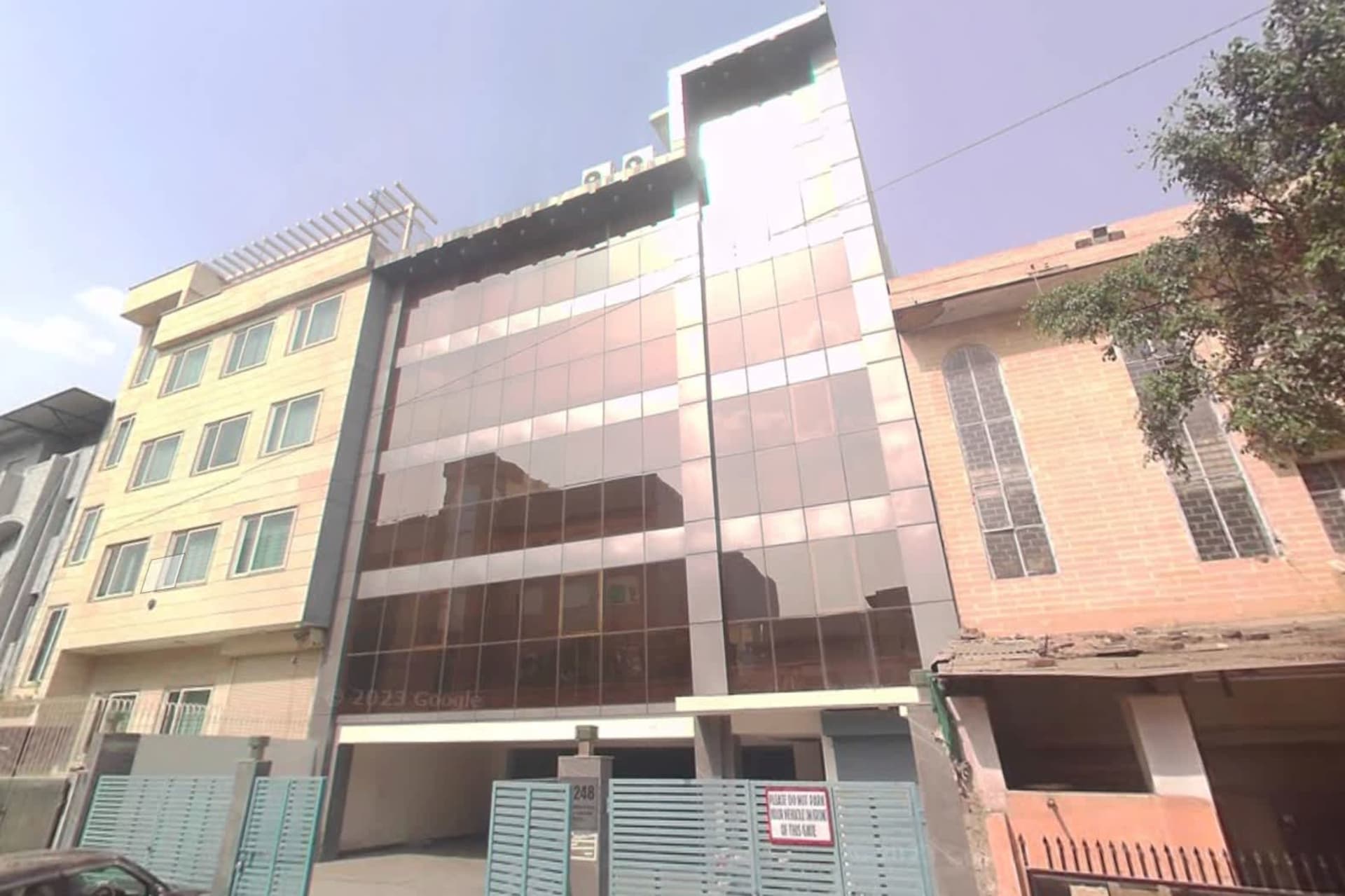 COCRE8 COWORKING - coworking space
