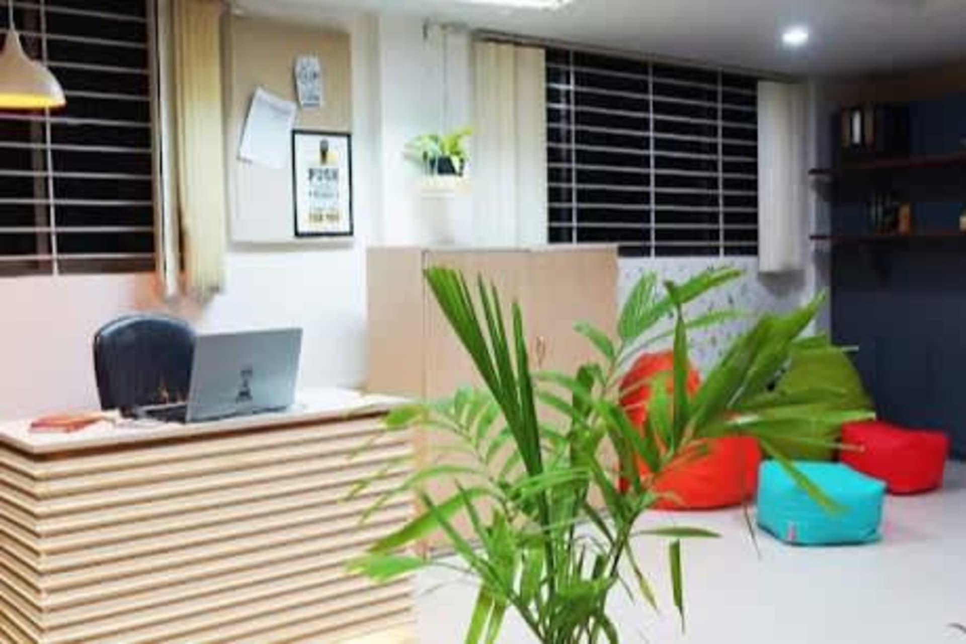 Common Desk in Bangalore