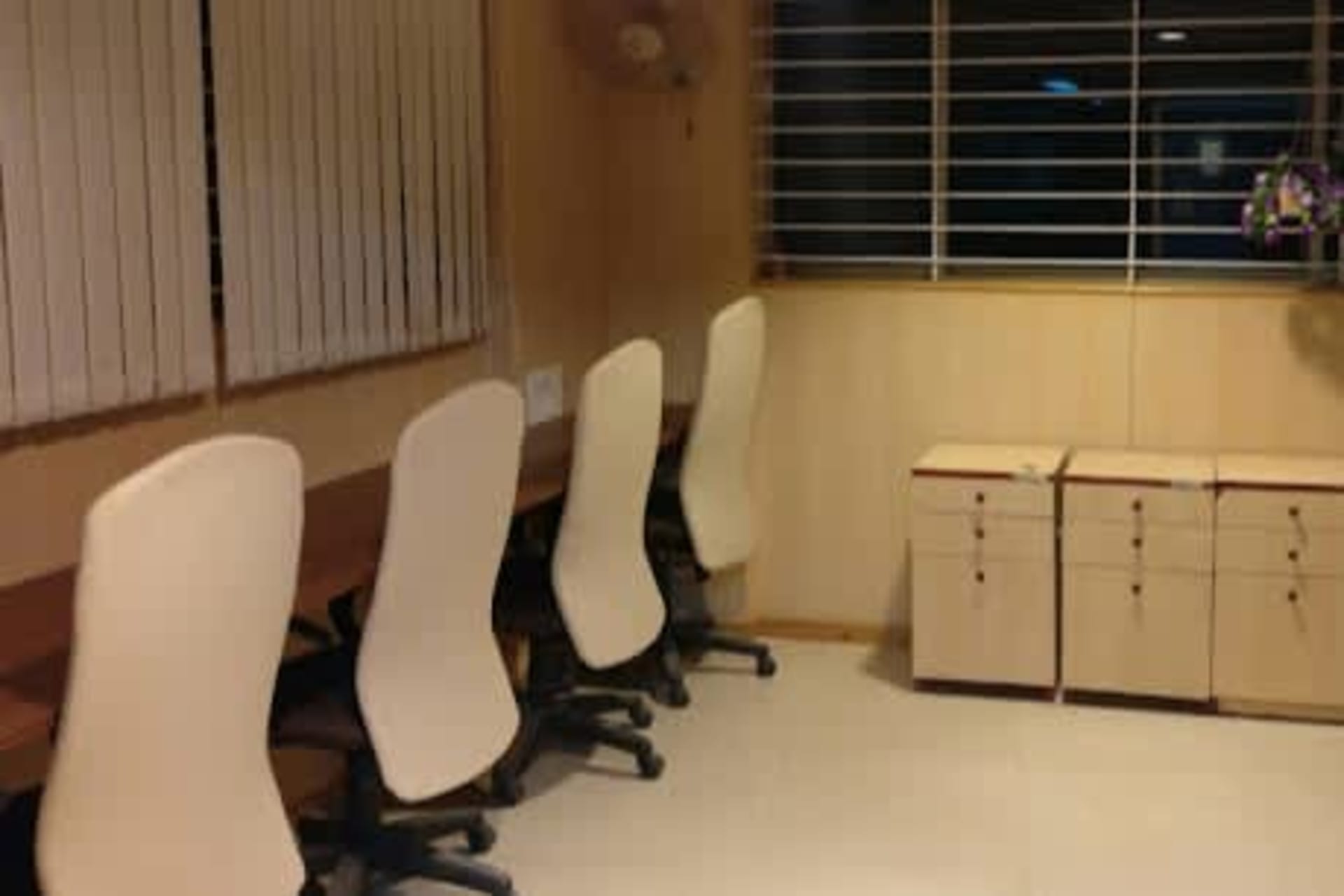 Common Desk - coworking space