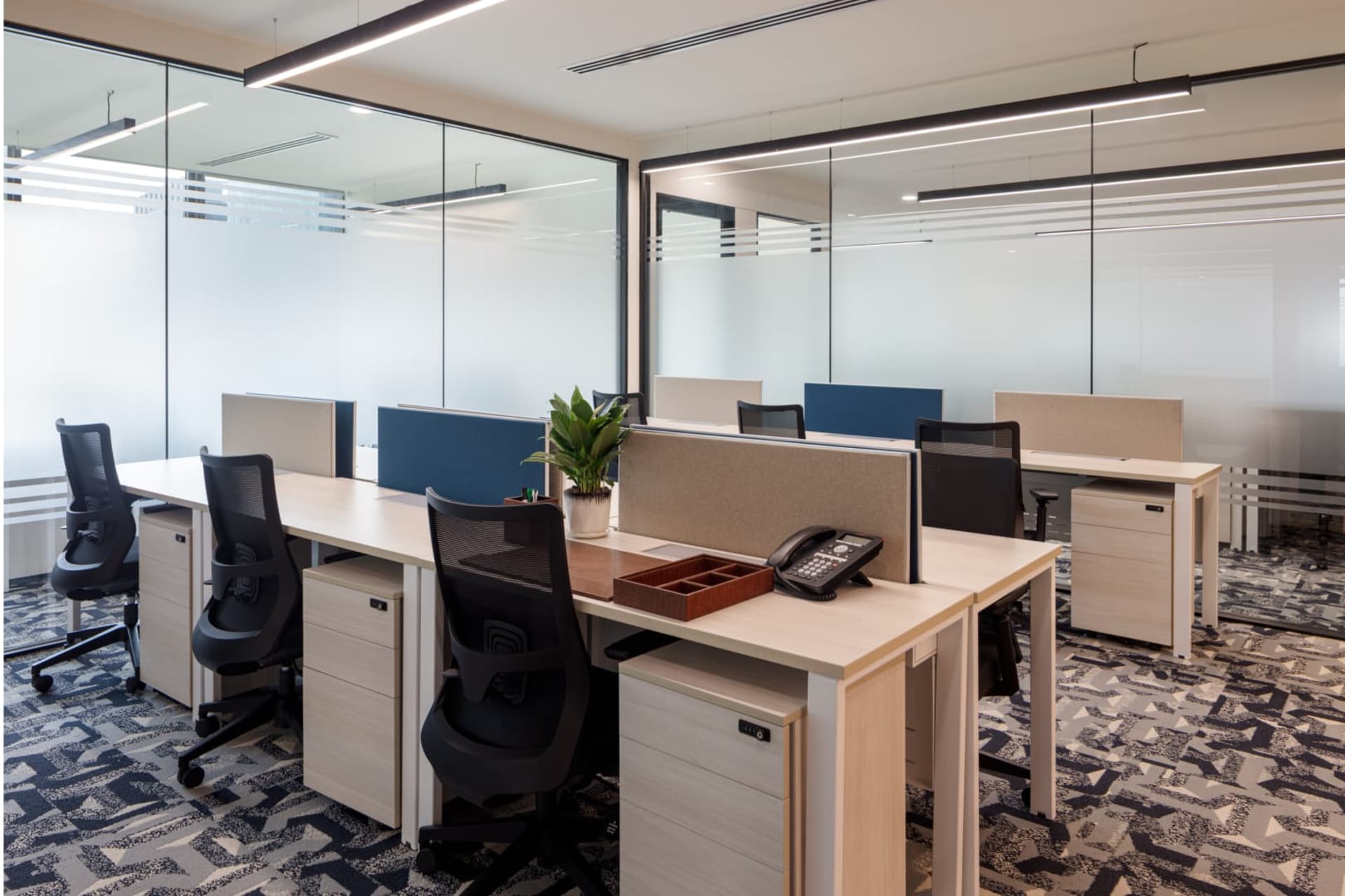 Corporatedge - flexi-desk