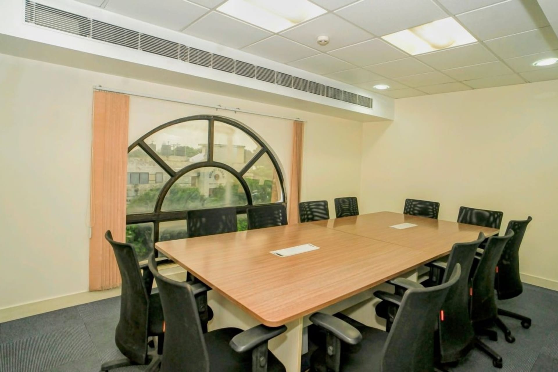  Court Chambers Coworking - coworking space