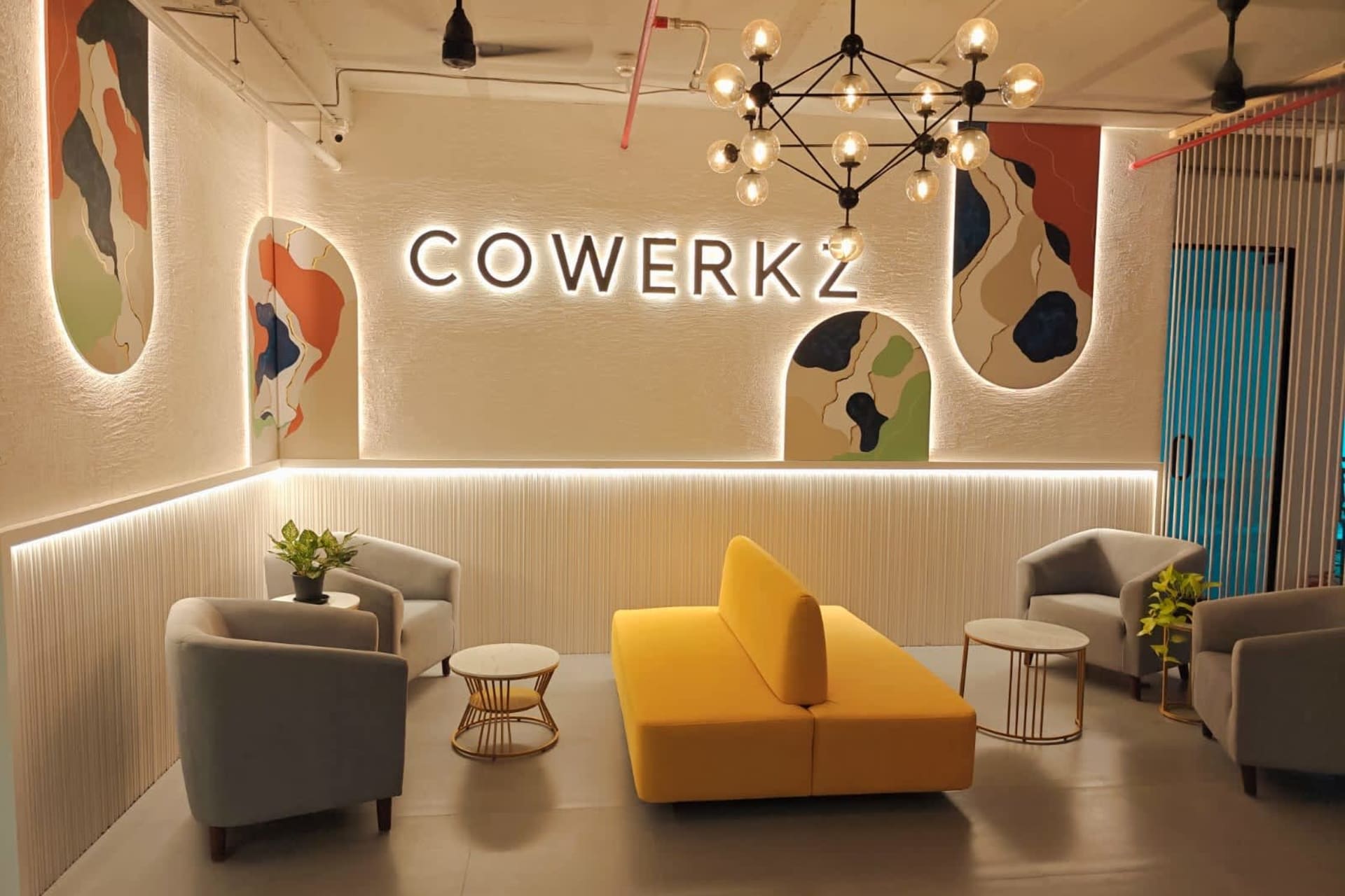 Cowerkz Indeco equinox
