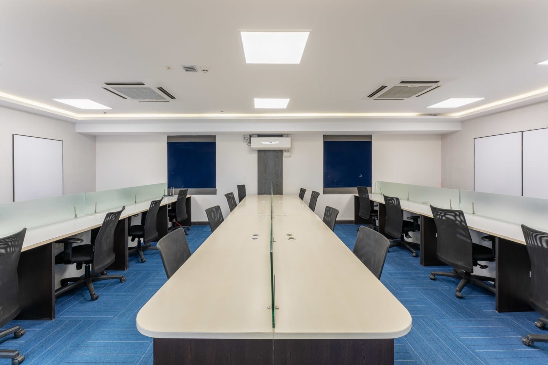 Creasma Coworking Vakil Square