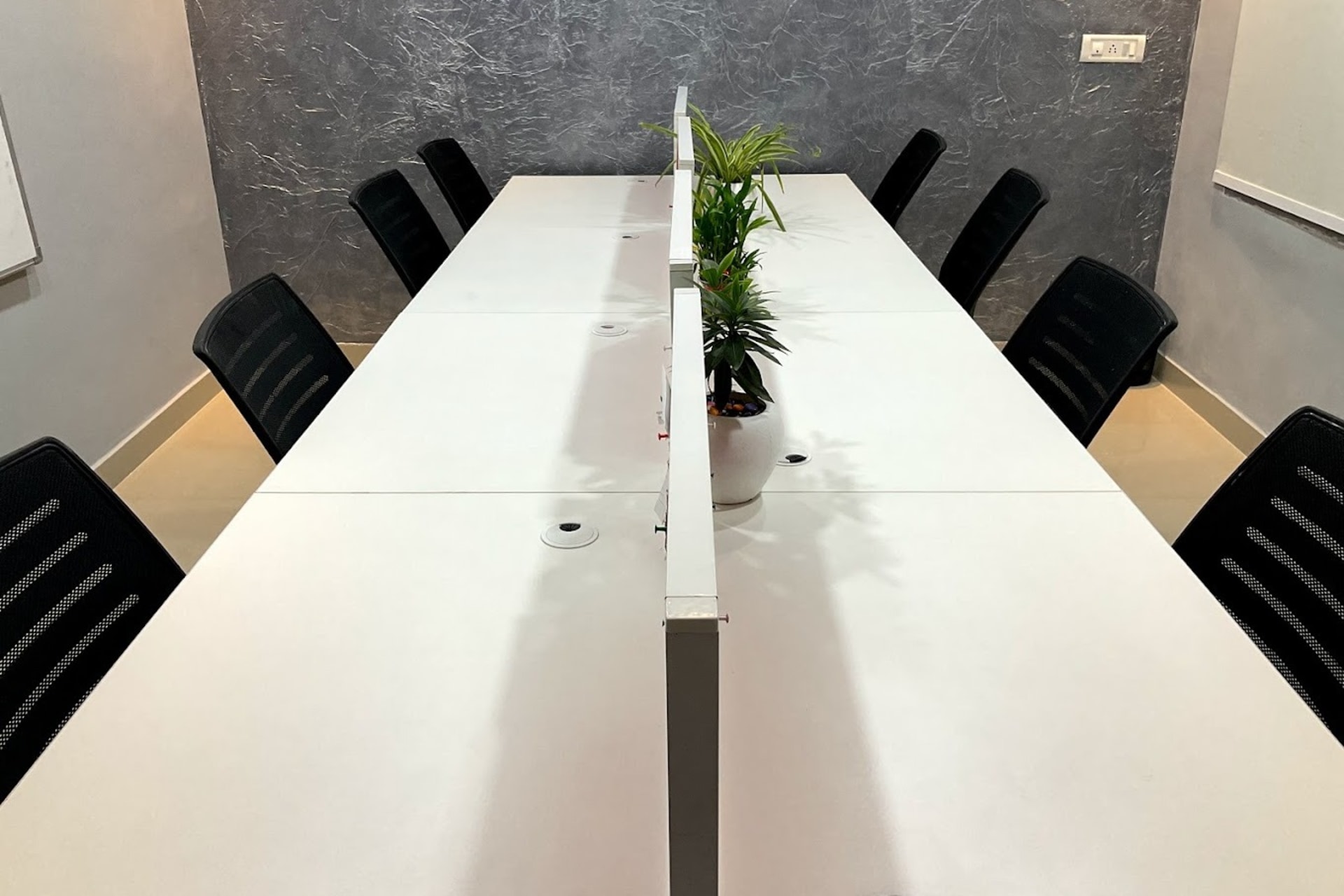 Creware Coworks undefined