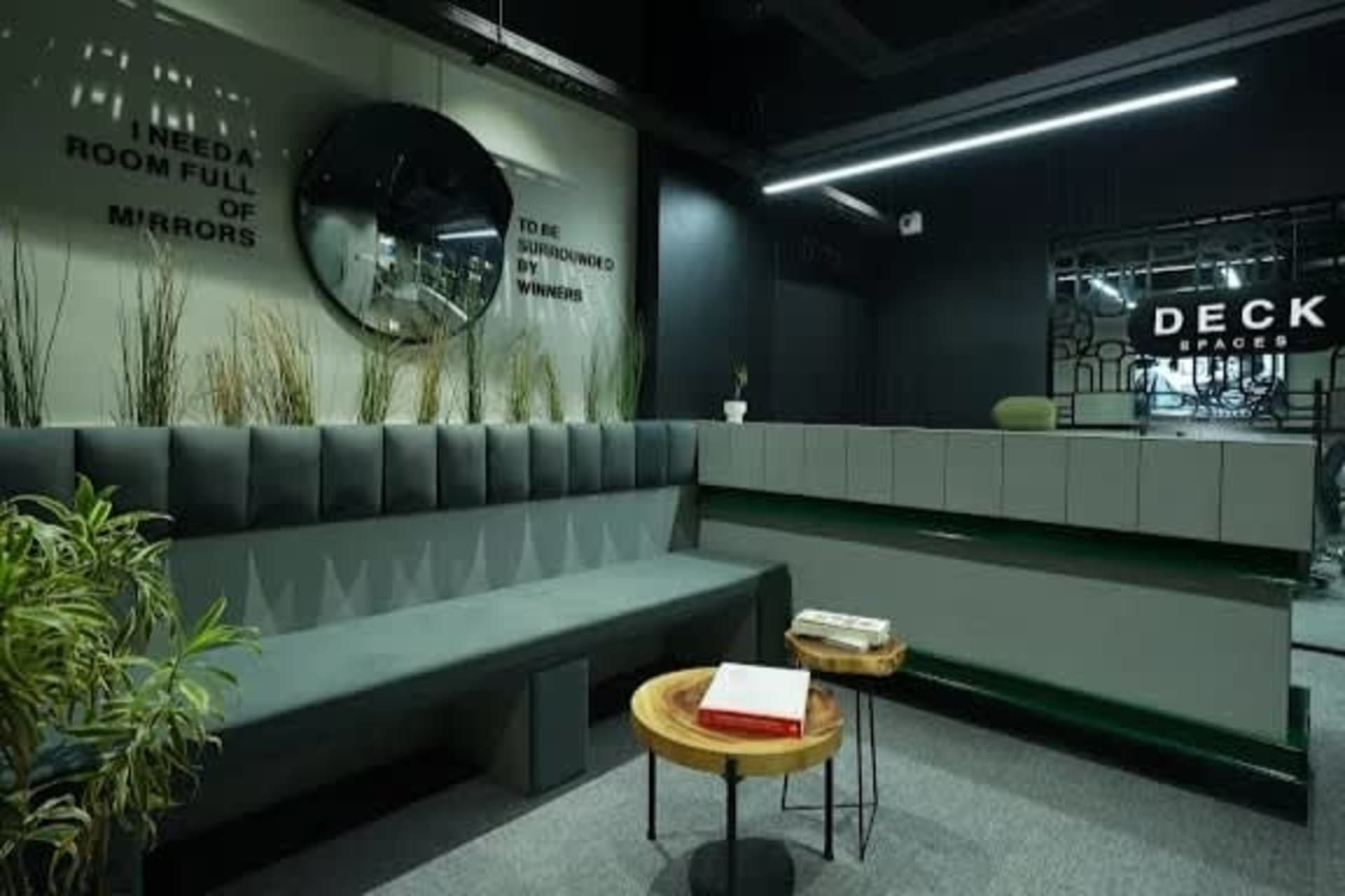 DeckSpaces Coworking Space - day pass