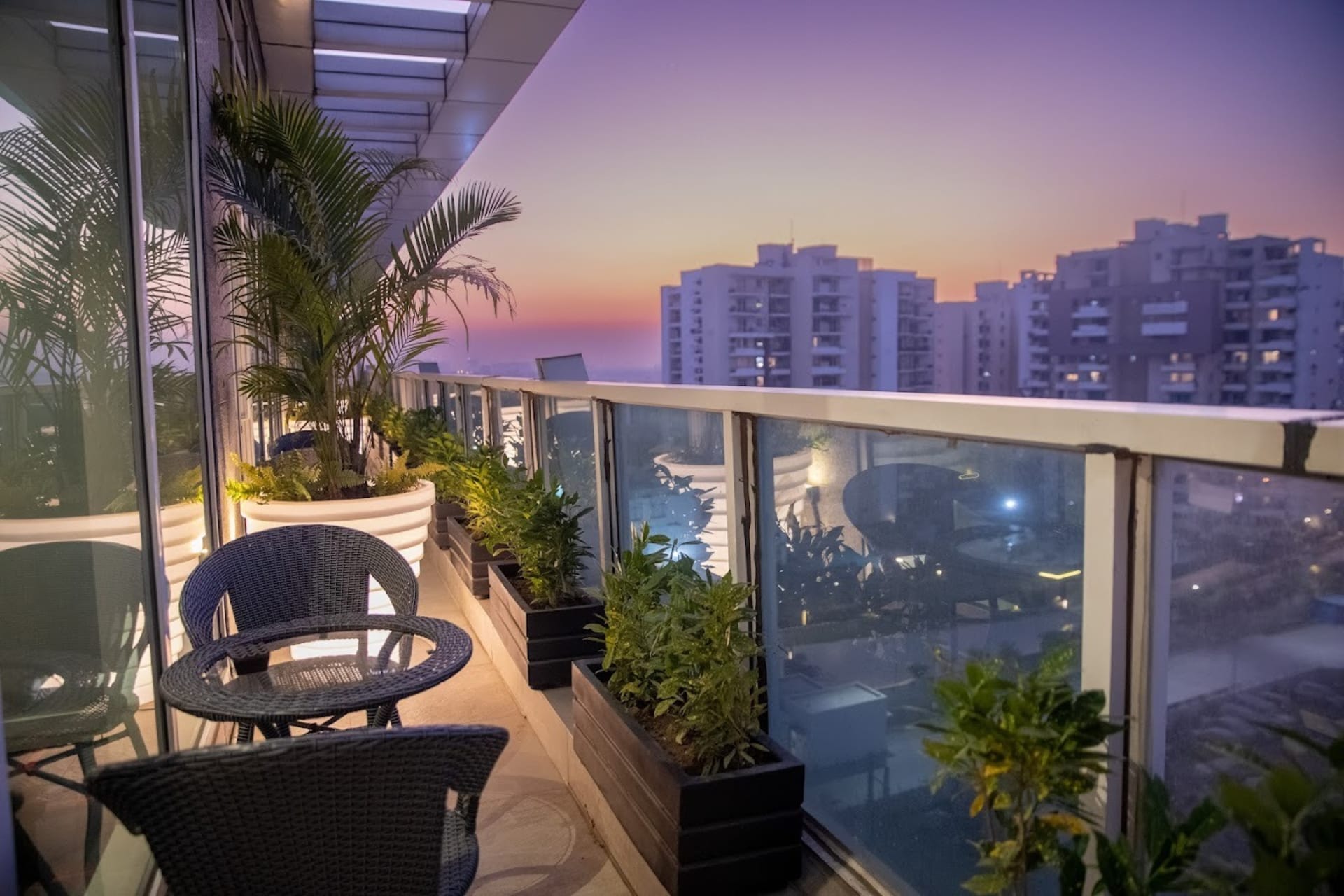 Desker Coworking - office space in DLF Phase 5, Golf Course Road Gurgaon, Gurgaon