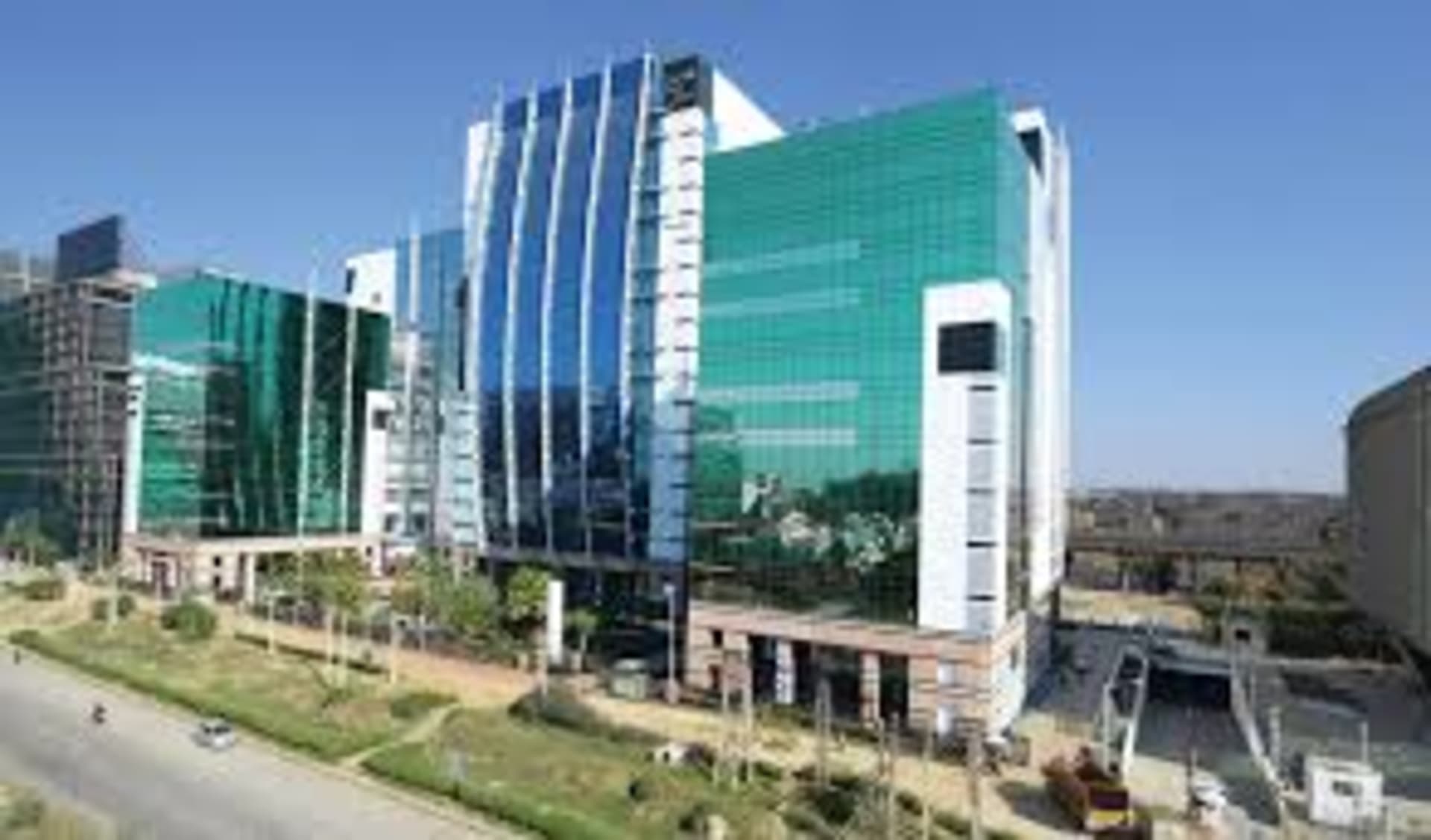 DLF Cyber Greens - Tower E private space in DLF Cyber City, Gurgaon