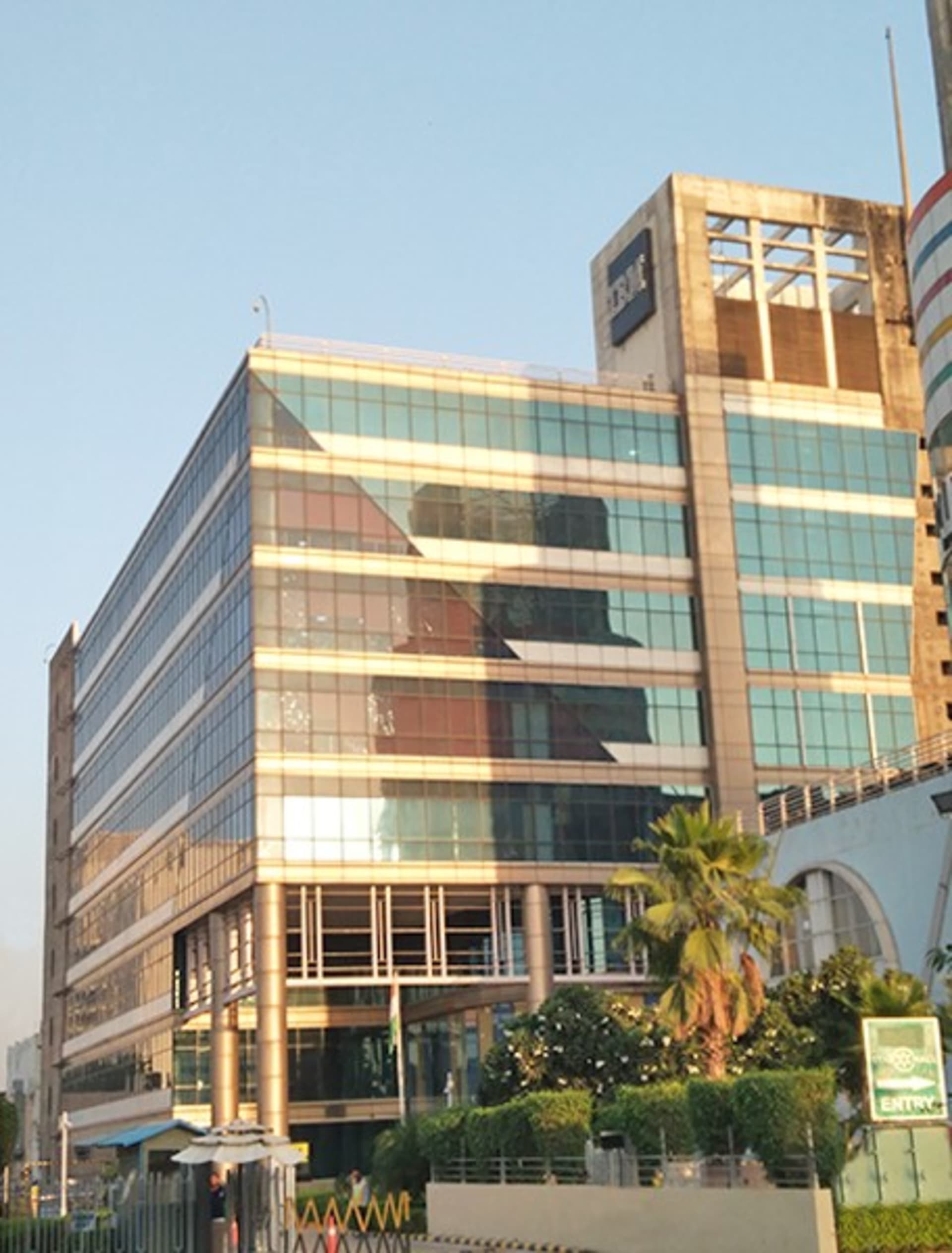DLF Tower (IBM) private space in NH-8, Gurgaon