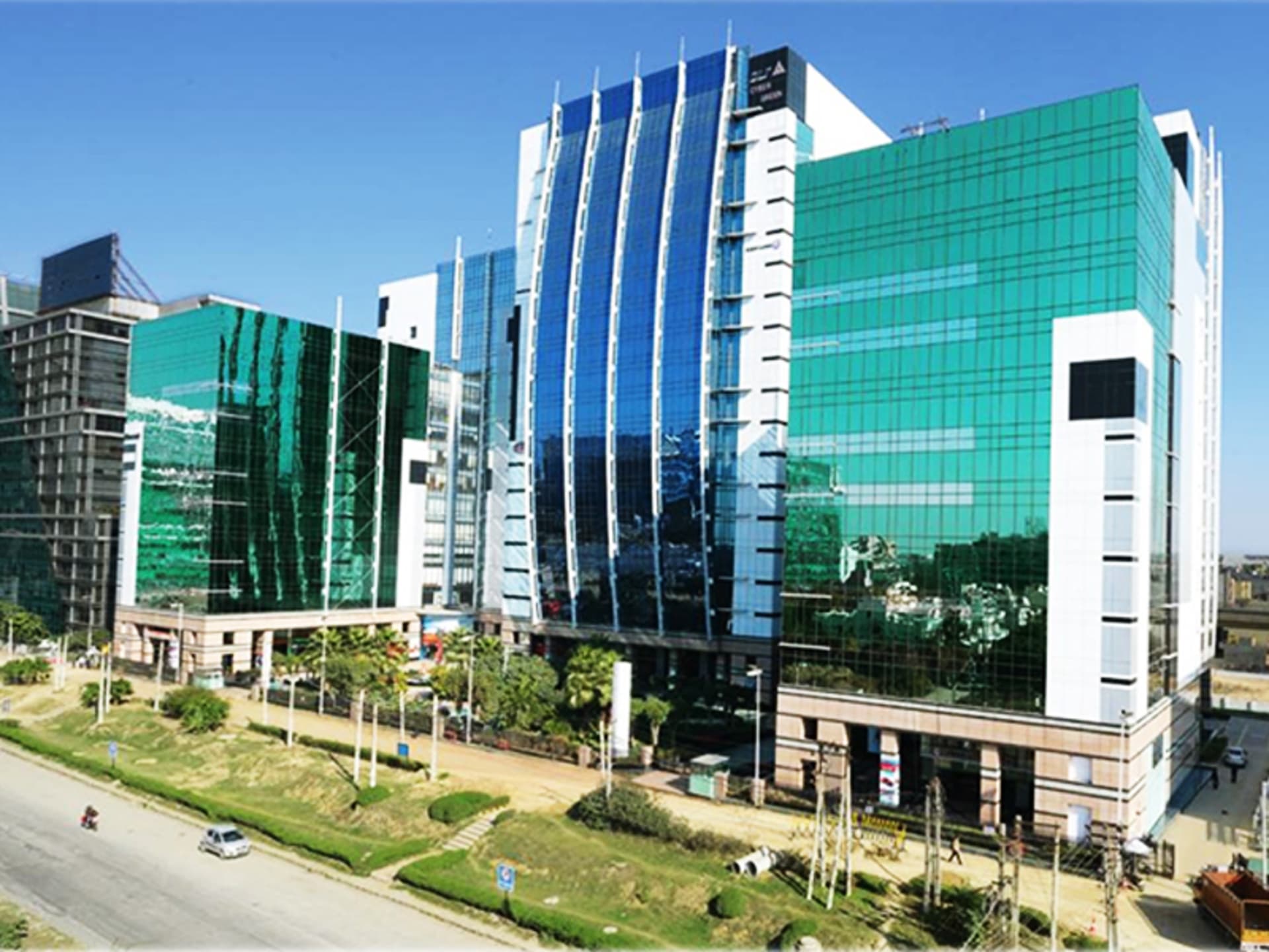 DLF-Cyber-Green -Tower-A private space in DLF Cyber City, Gurgaon