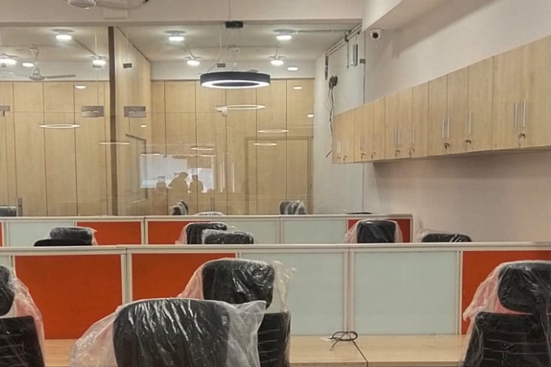 Empowerers Coworking City - coworking space