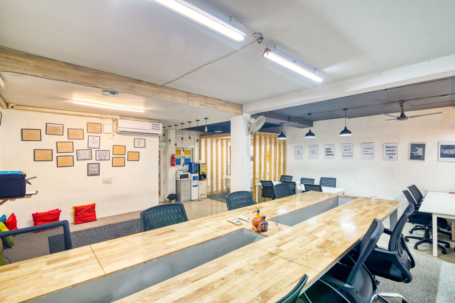 Empowerers Coworking City