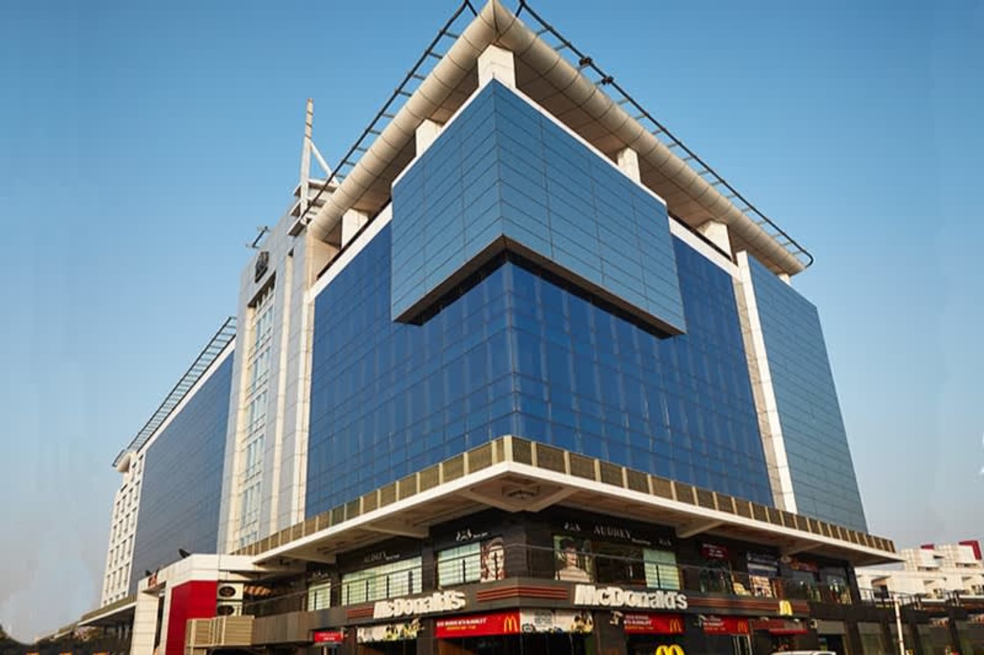 Eros City Square Mall - coworking space