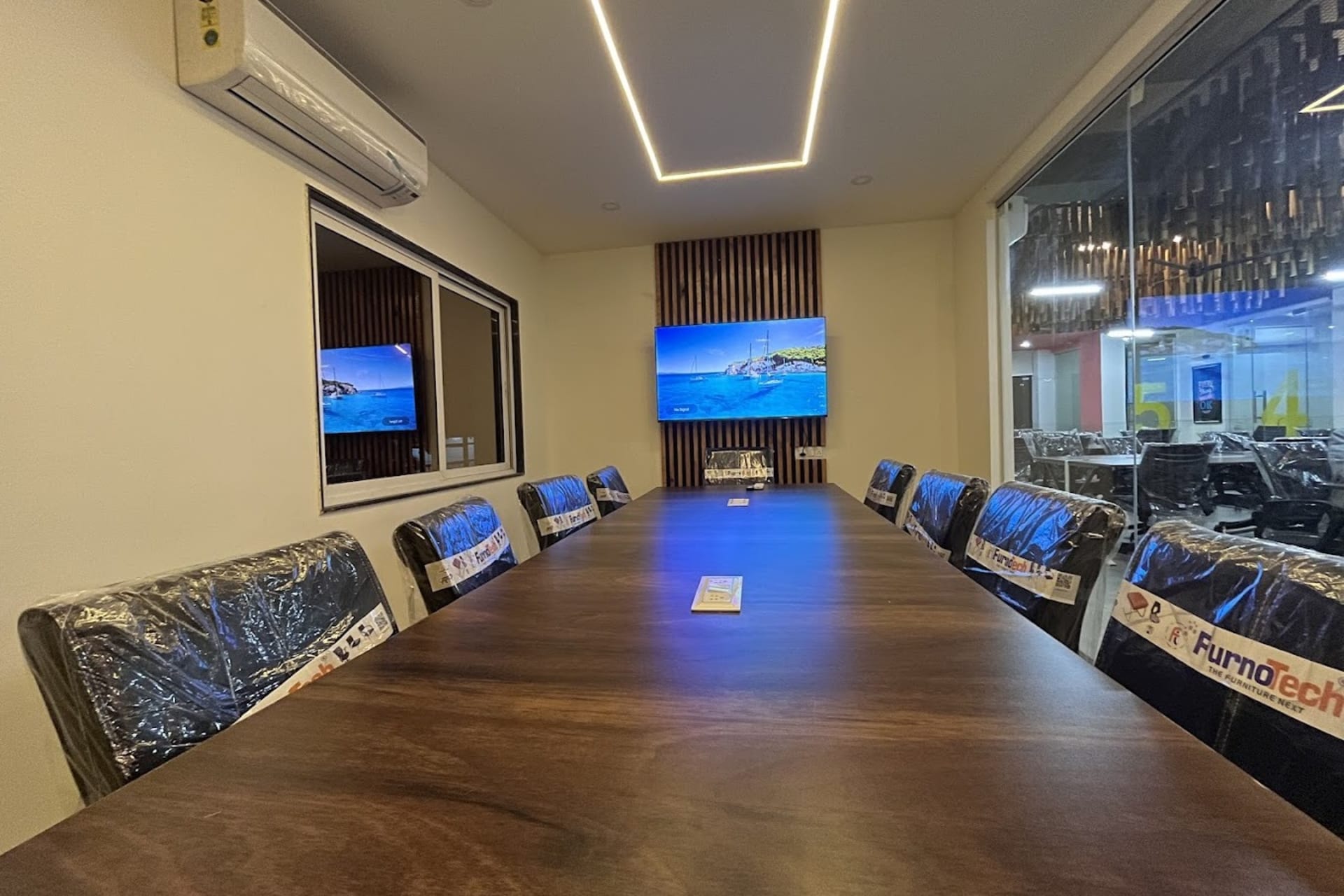 Eureka CoWorking coworking space in Ramdaspeth, Nagpur