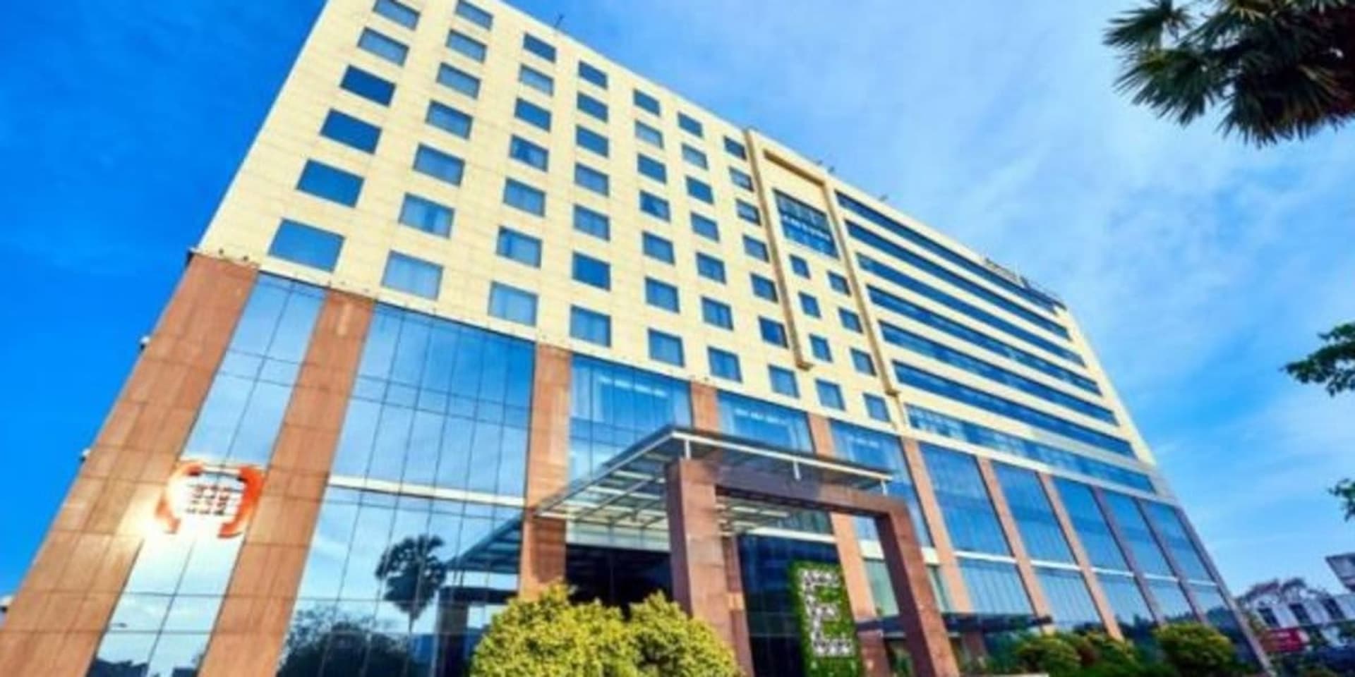Express Avenue - Chamber 2 private space in CBD Chennai, Chennai