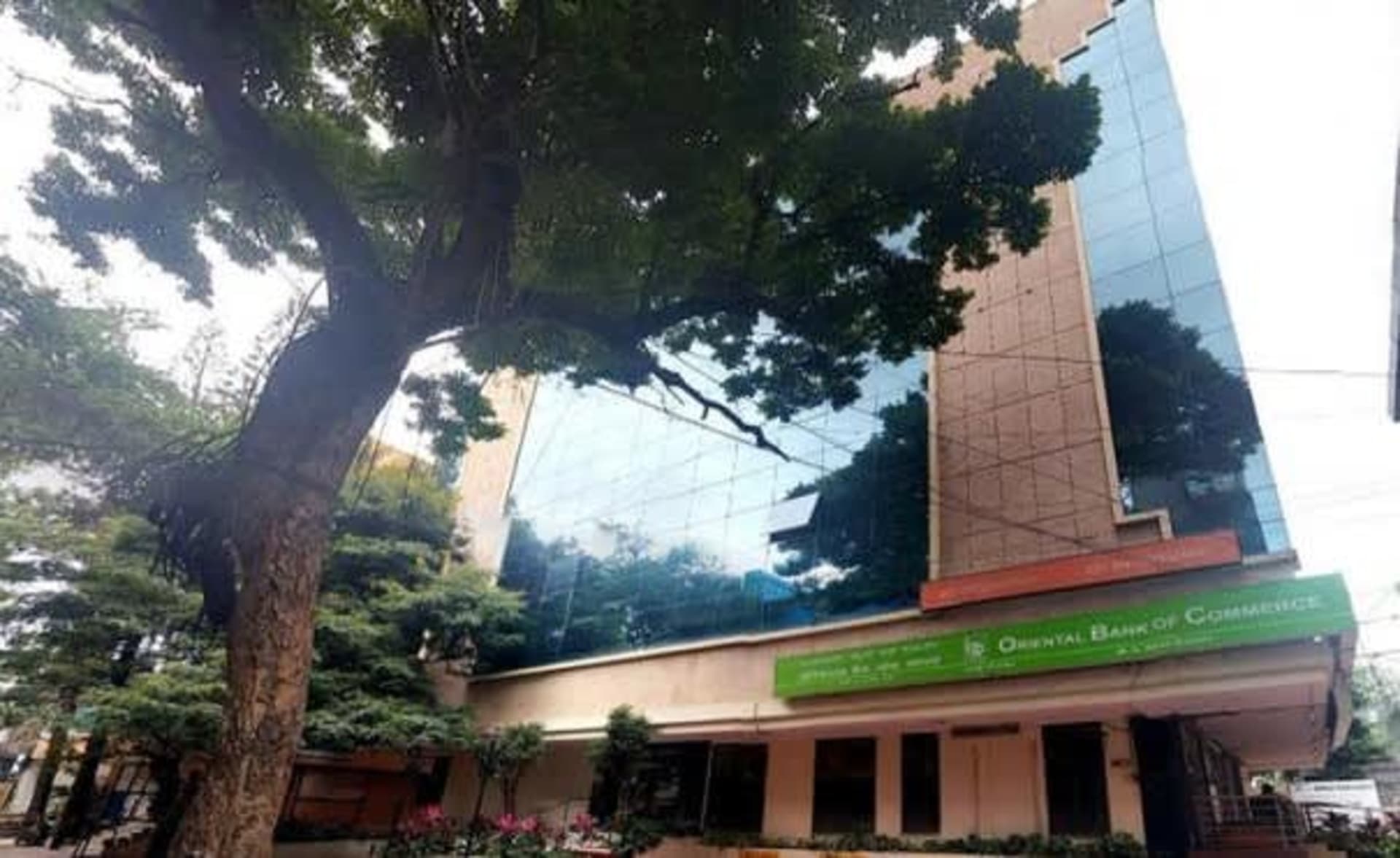 Farah Landmark private space in MG Road Bangalore, Bangalore