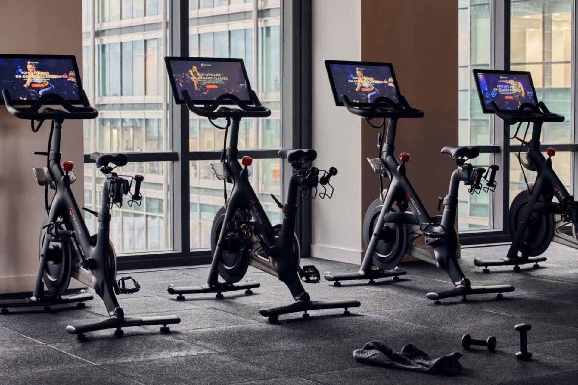 Fora One Canada Square - coworking space in Canary Wharf Estate, London